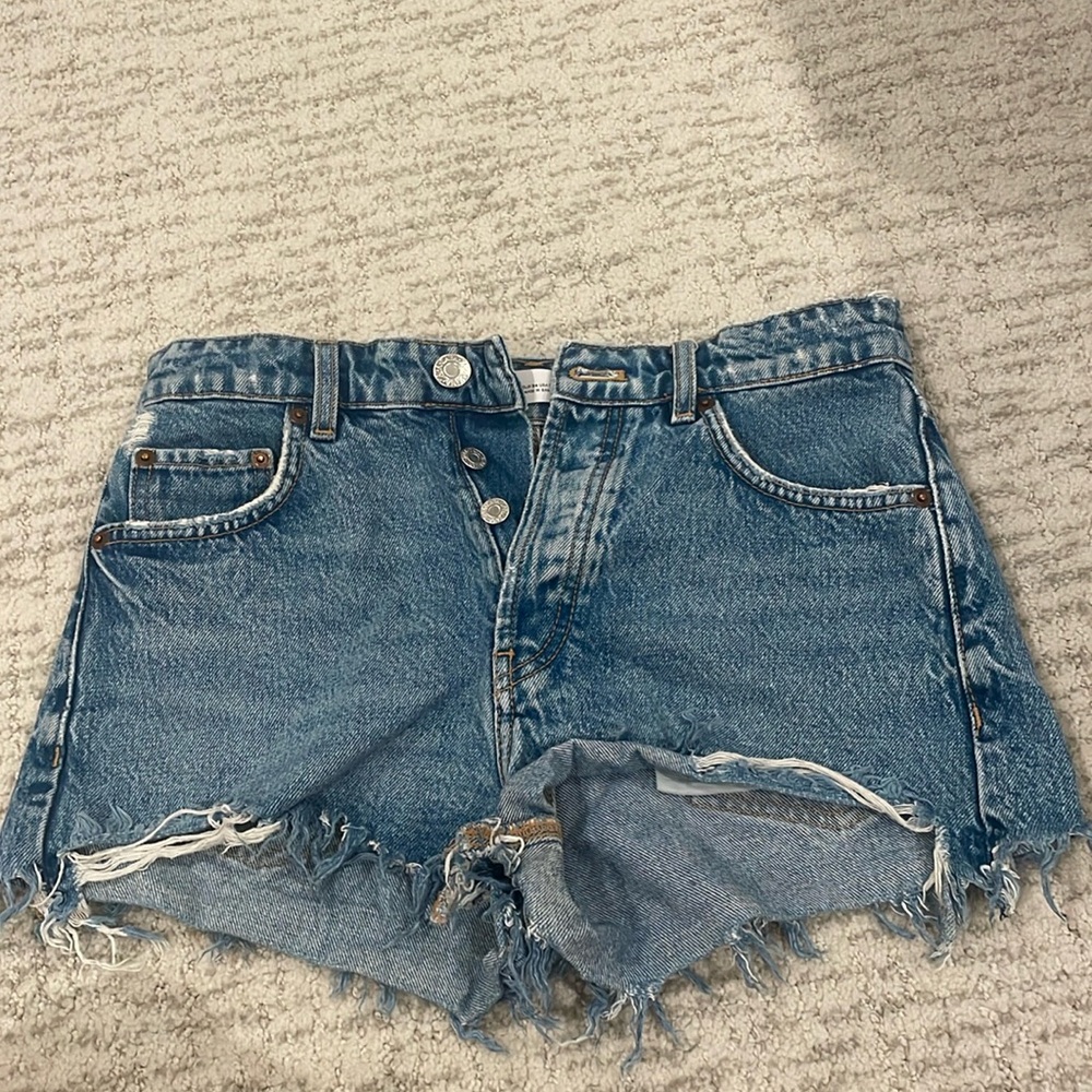Zara mid rise dark wash denim shorts